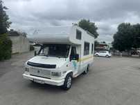 Kamper Fiat Ducato 2.5D Knaus**Markiza**6 osób**Alkowa**Bardzo zadbany