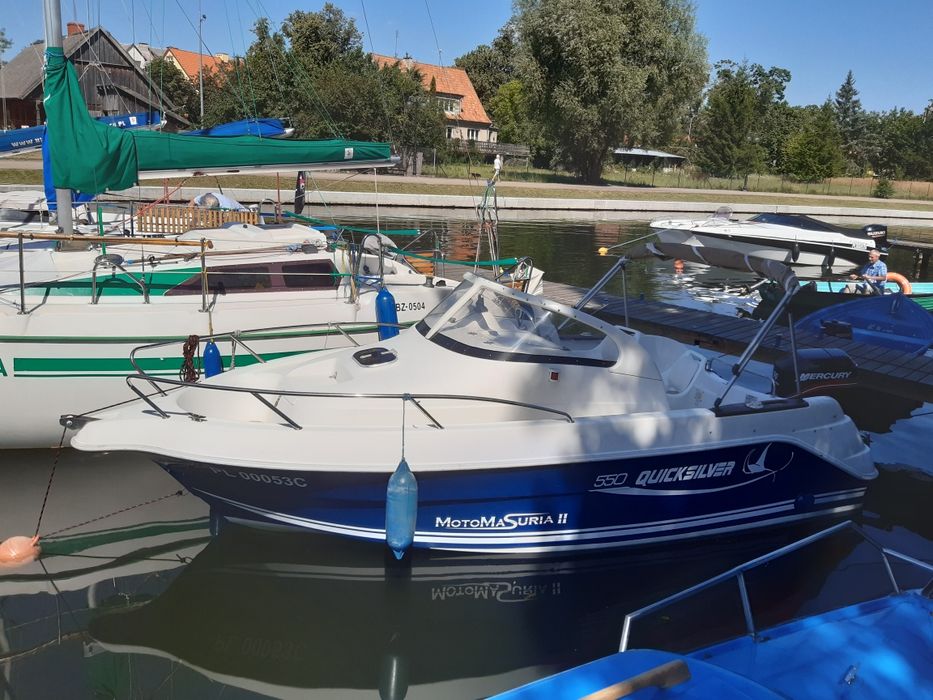 Sprzedam łódź motorową z przyczepą