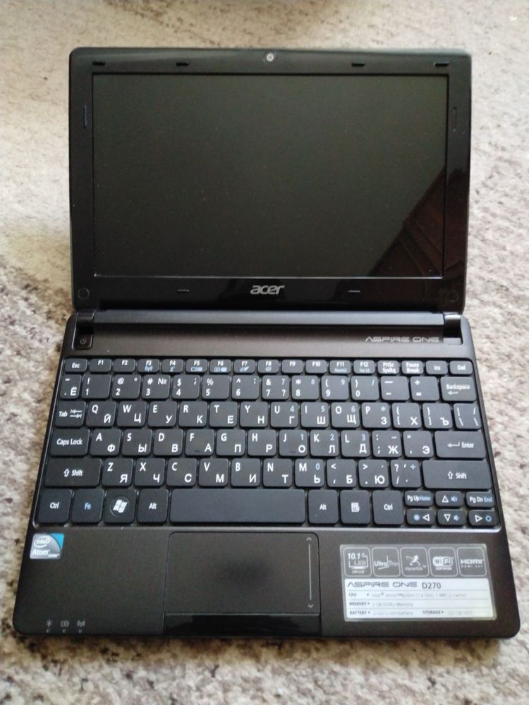 Acer Aspire One D270 26Ckk 10,1" Intel Atom N2600 / 2+320 ГБ