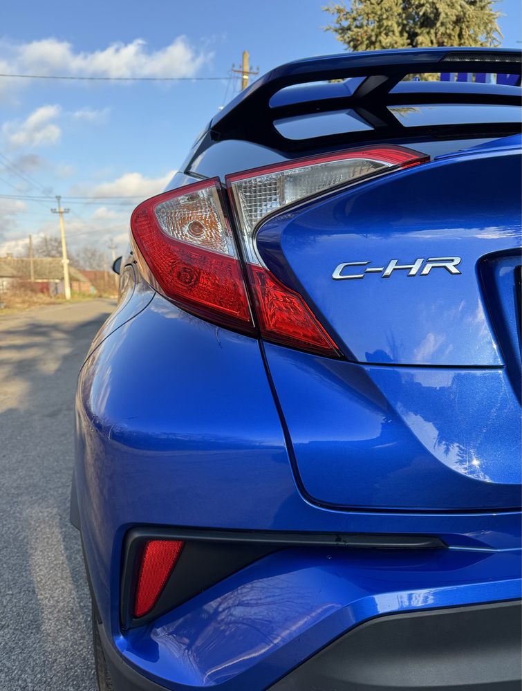 Toyota C-HR 2018 року