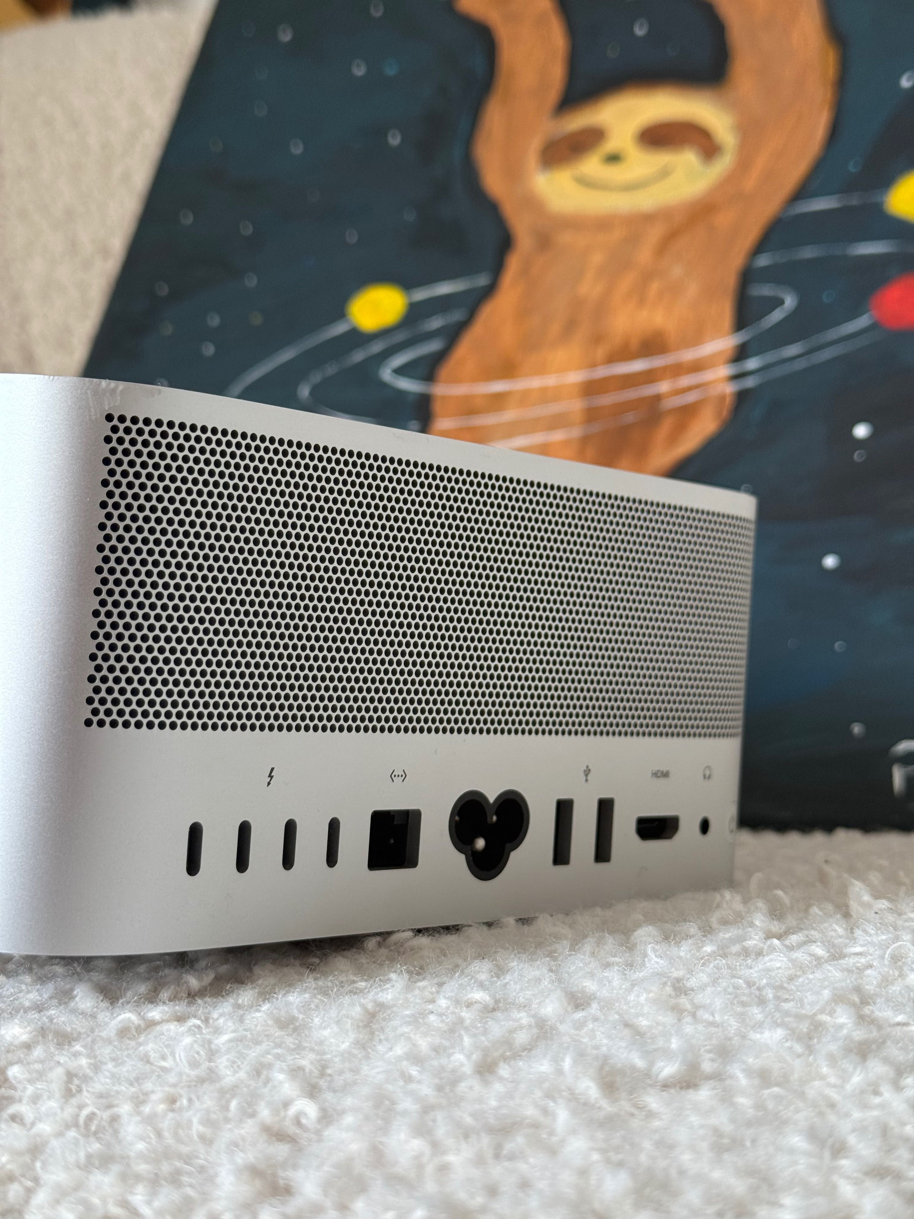 Sprzedam komputer Mac Studio M2 Max – jak nowy!