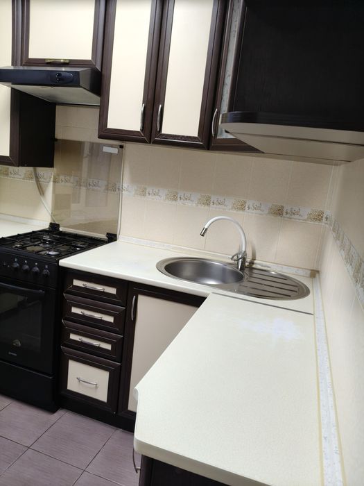 СМТ Новогуйвінськ 1но квартира Здам