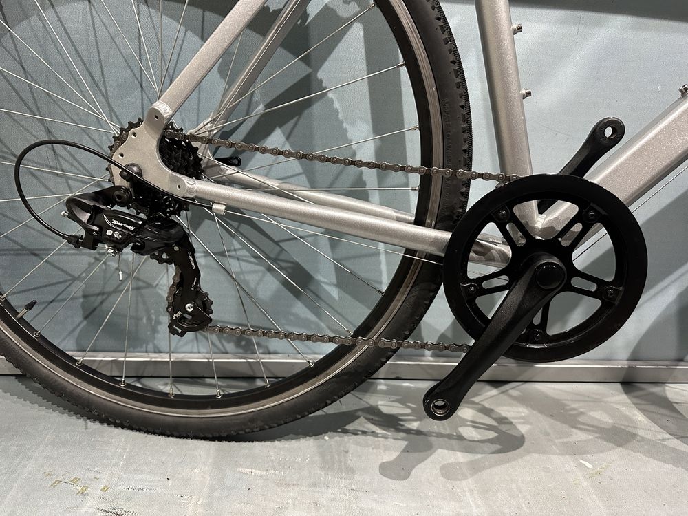 Triban Шосейний Алюмінієвий Фірмовий велосипед 28 колеса Shimano