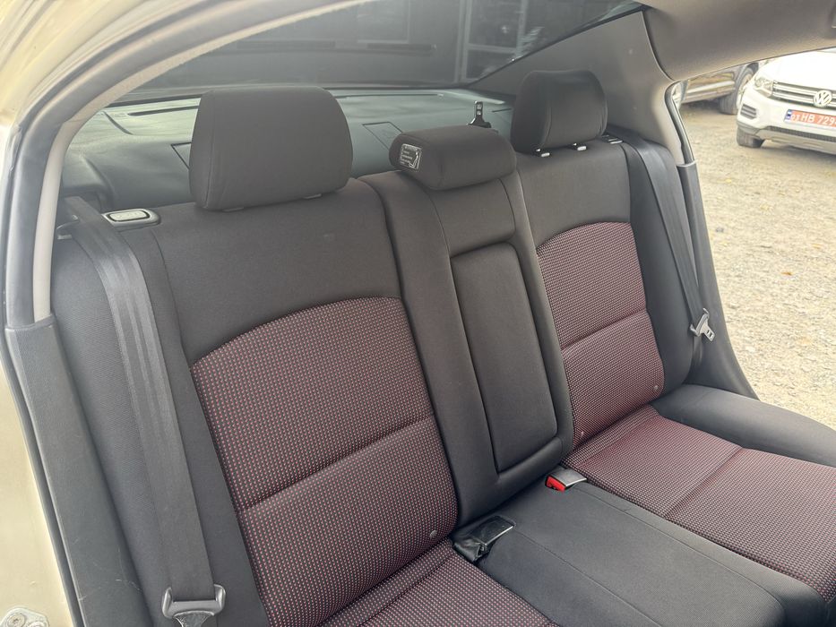 Продам Mazda 3 автомат гбо