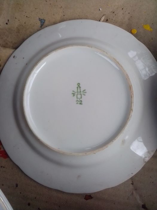 Продам новый столовый сервиз на 6персон или обмен.