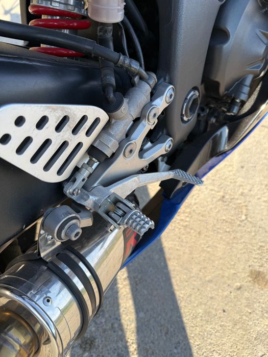 Yamaha Yzf-R6 Rj-11 nie cbr rr r1 gsxr