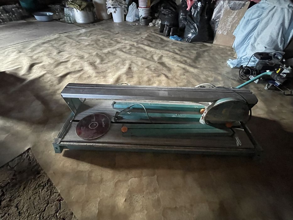 Плиткоріз водяний