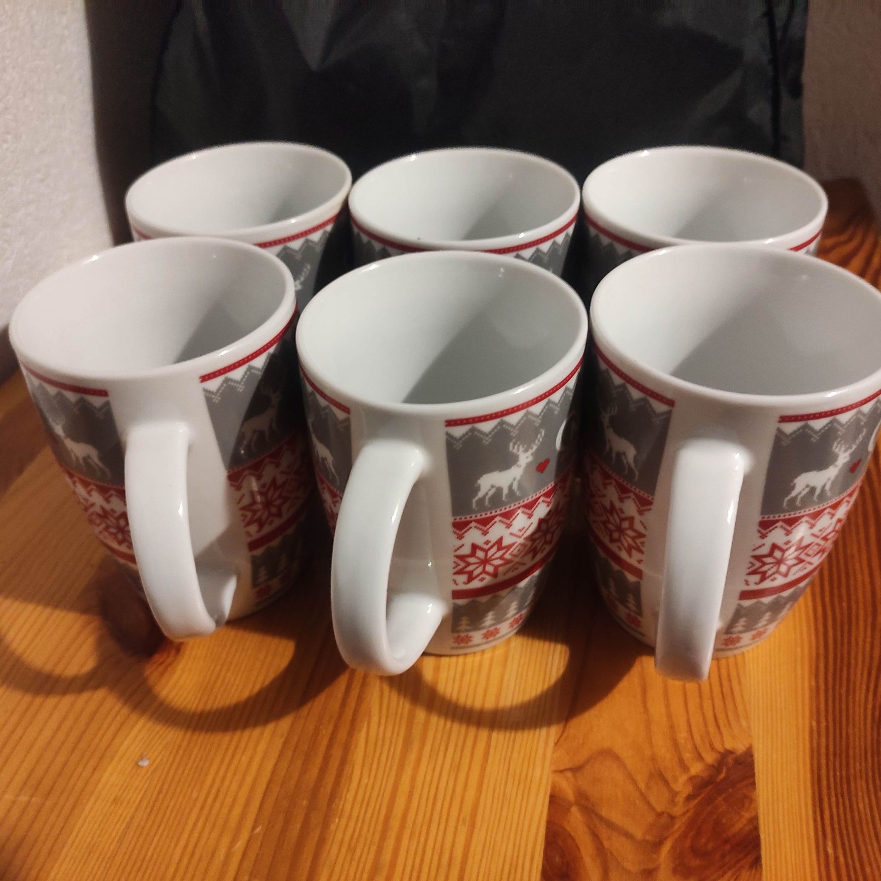 Kubki z motywem zimowym 6 sztuk nescafe 0.35 l