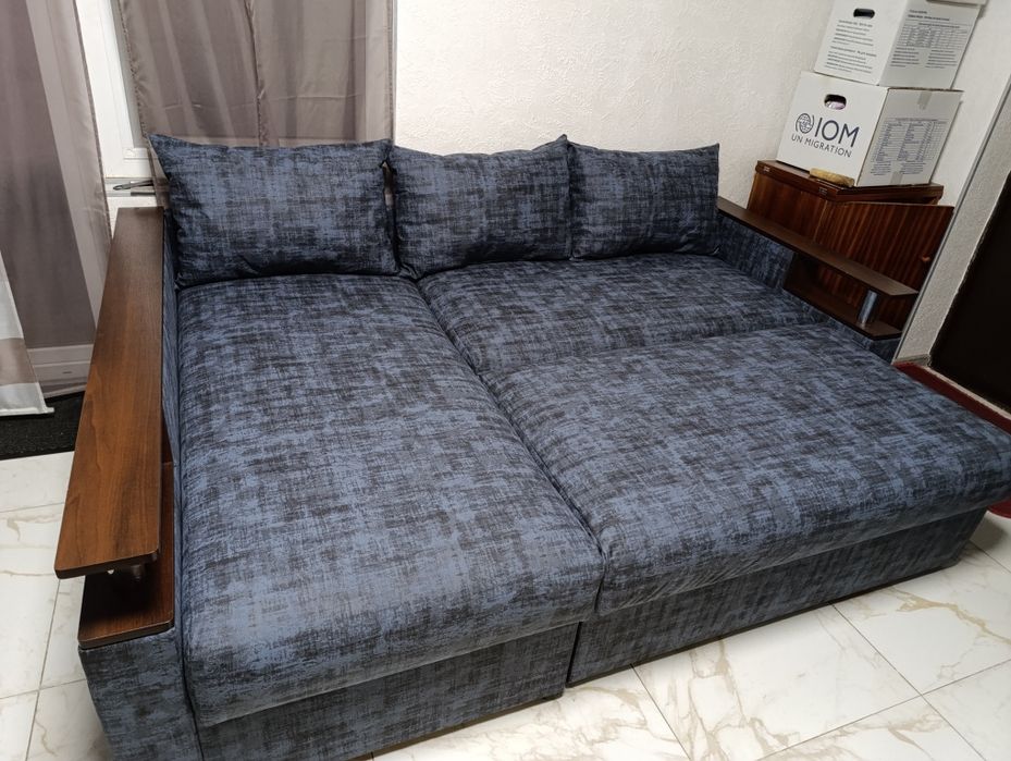 Продам угловой диван