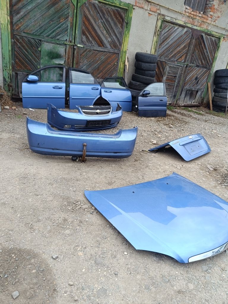 Продам  двері   Шевроле Лачетті