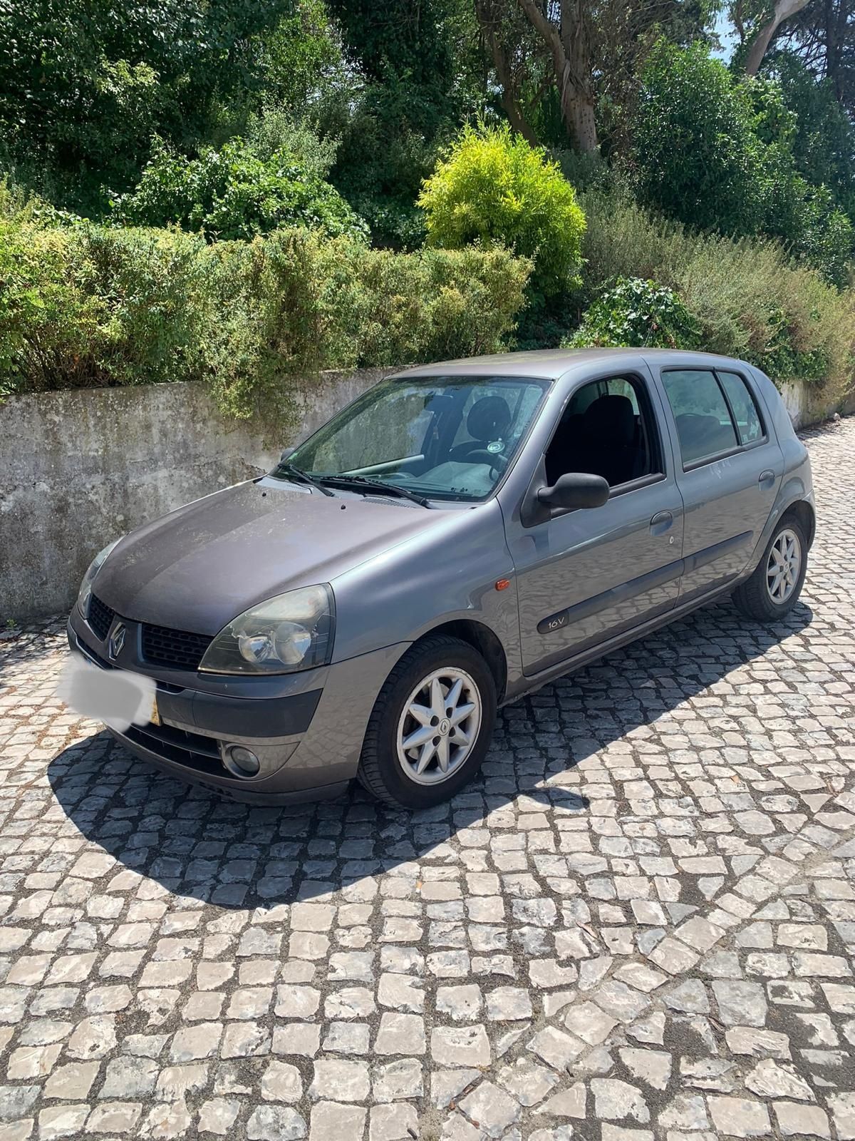 RENAULT CLIO 1.2 / 2002
