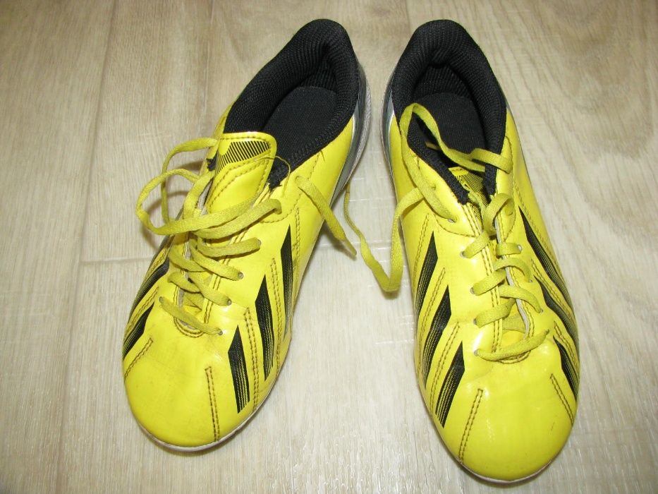 Бутсы Adidas F5 traxion (Индонезия) Размер 33