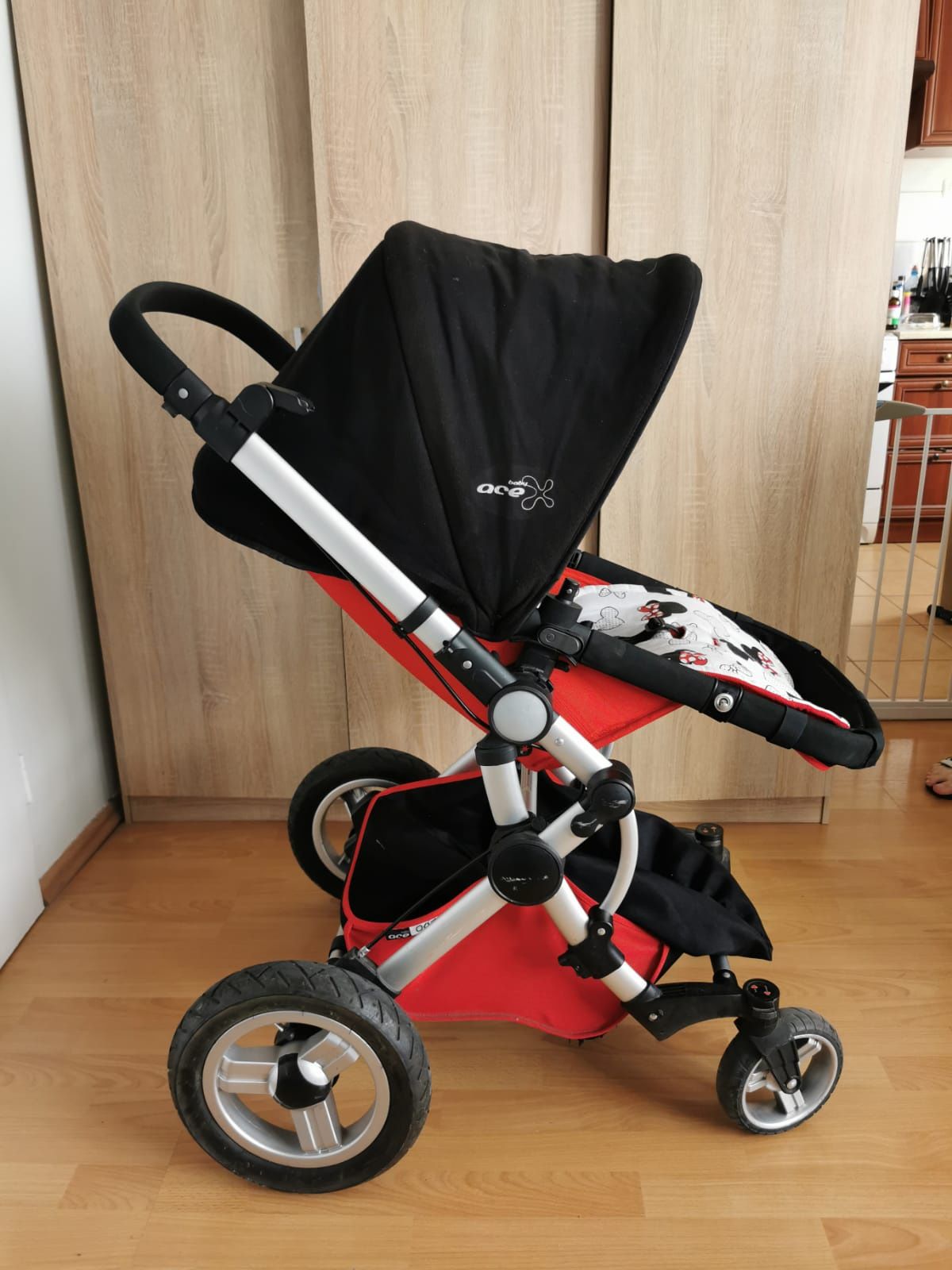 Wózek dziecięcy Baby Ace 042 + nosidełko adaptery