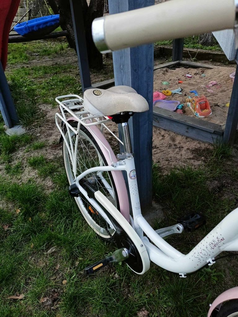Śliczny rower damski miejski