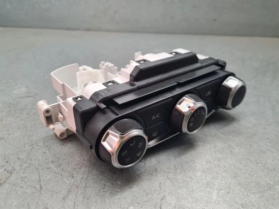 Comando chauffage / sofagem NISSAN Micra V (K14)