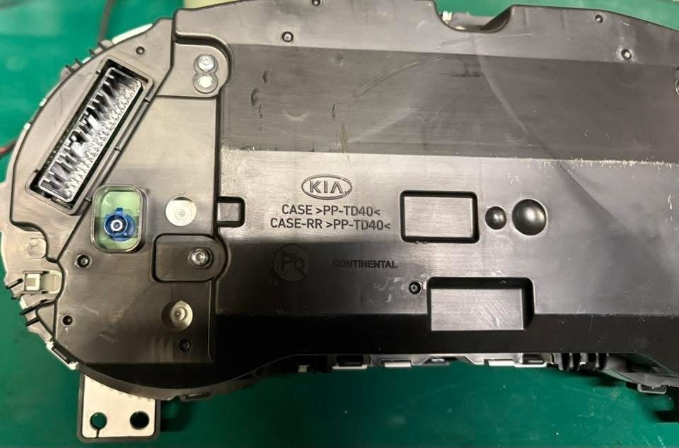 Licznik Kia Stinger EU duzy lcd kolorowy menu gt crash kluczyki mapy