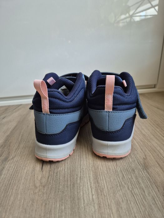 Buty turystyczne Quechua r.34