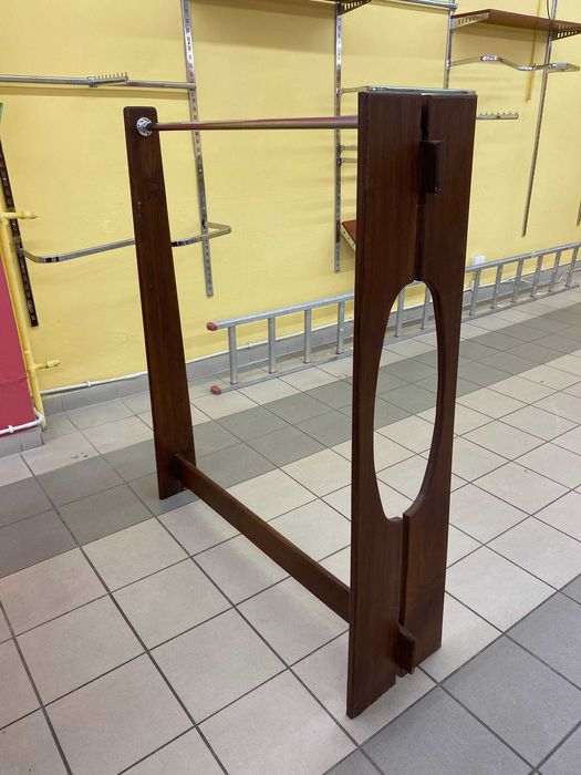 stojaki sklepowe drewniane / metalowe na ubrania - LIKWIDACJA SKLEPU