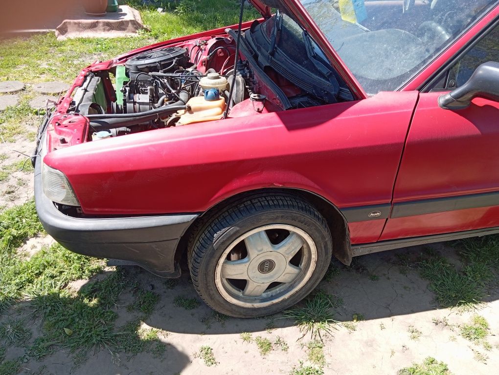 Audi 80 після дтп