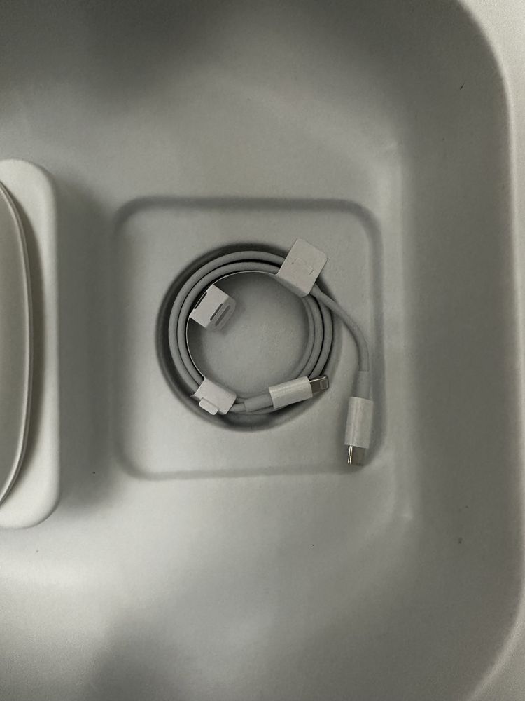 Airpod max space gray