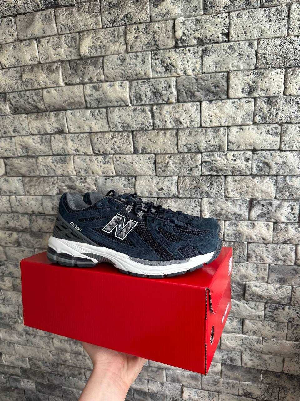 Кросівки New Balance 1906R