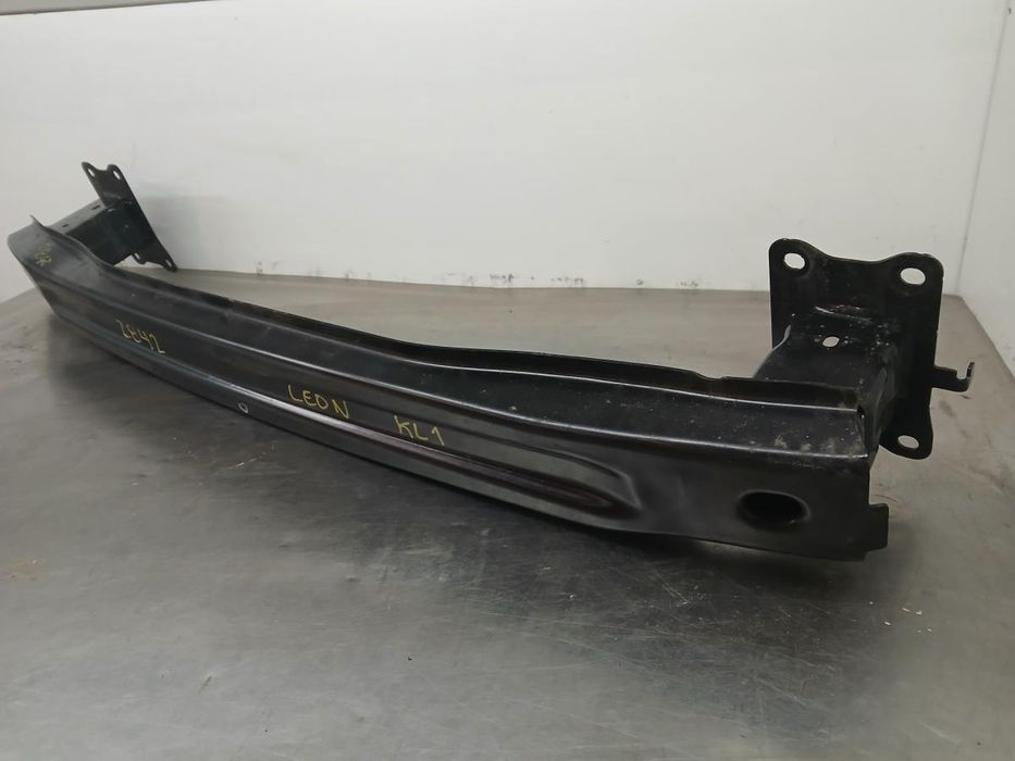 Reforço pára-choques trás SEAT Leon (KL1)