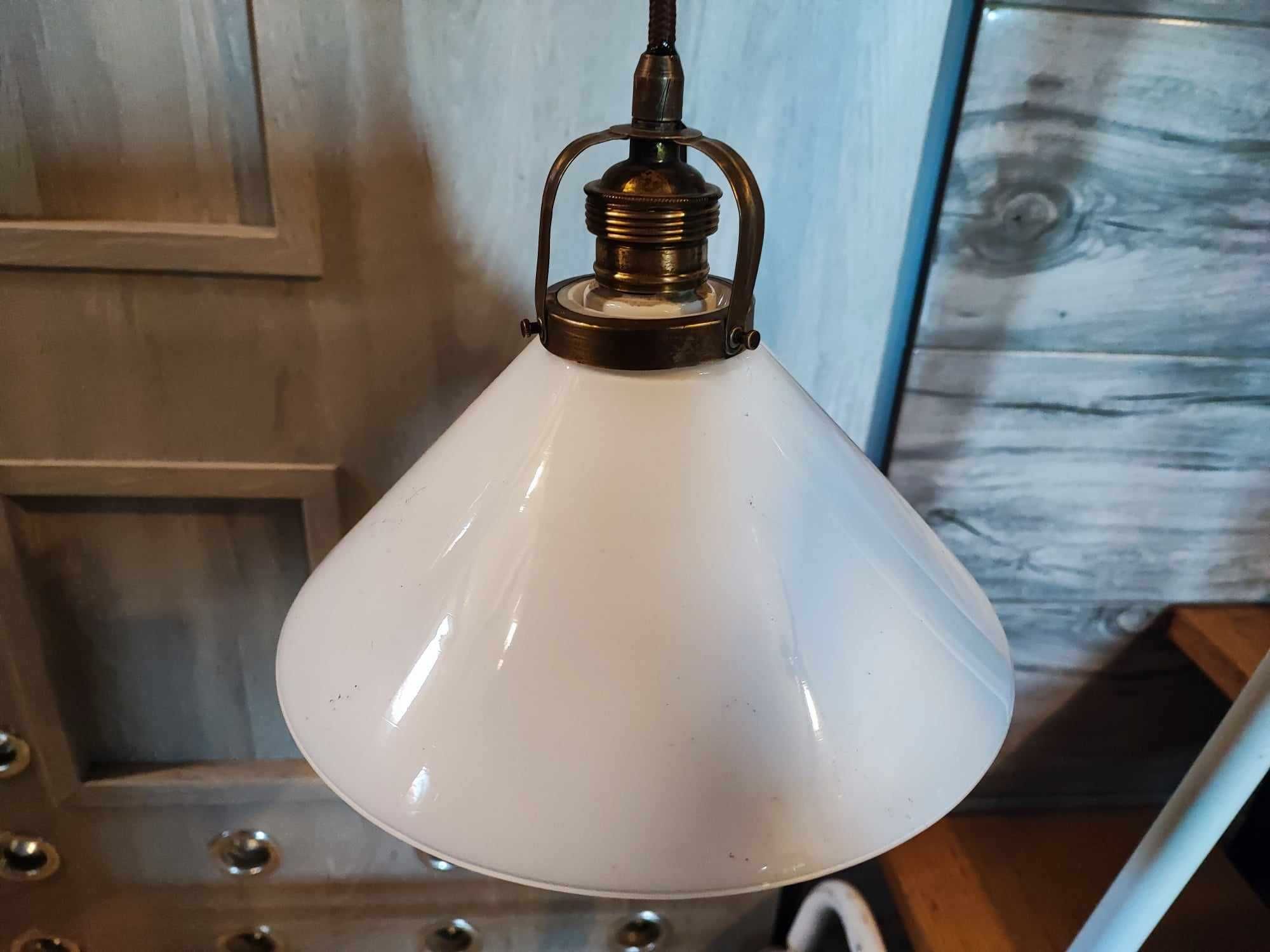 Przedwojenna lampa z przeciwwaga porcelanowa