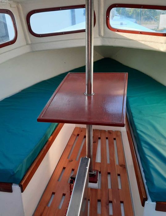 Jacht żaglowy mieczowy