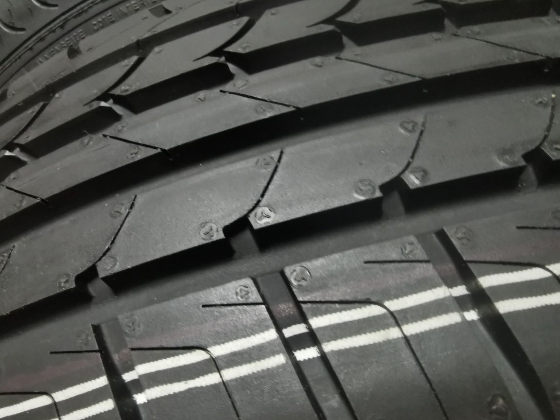 185 65 15 Goodyear efficientgrip 92h