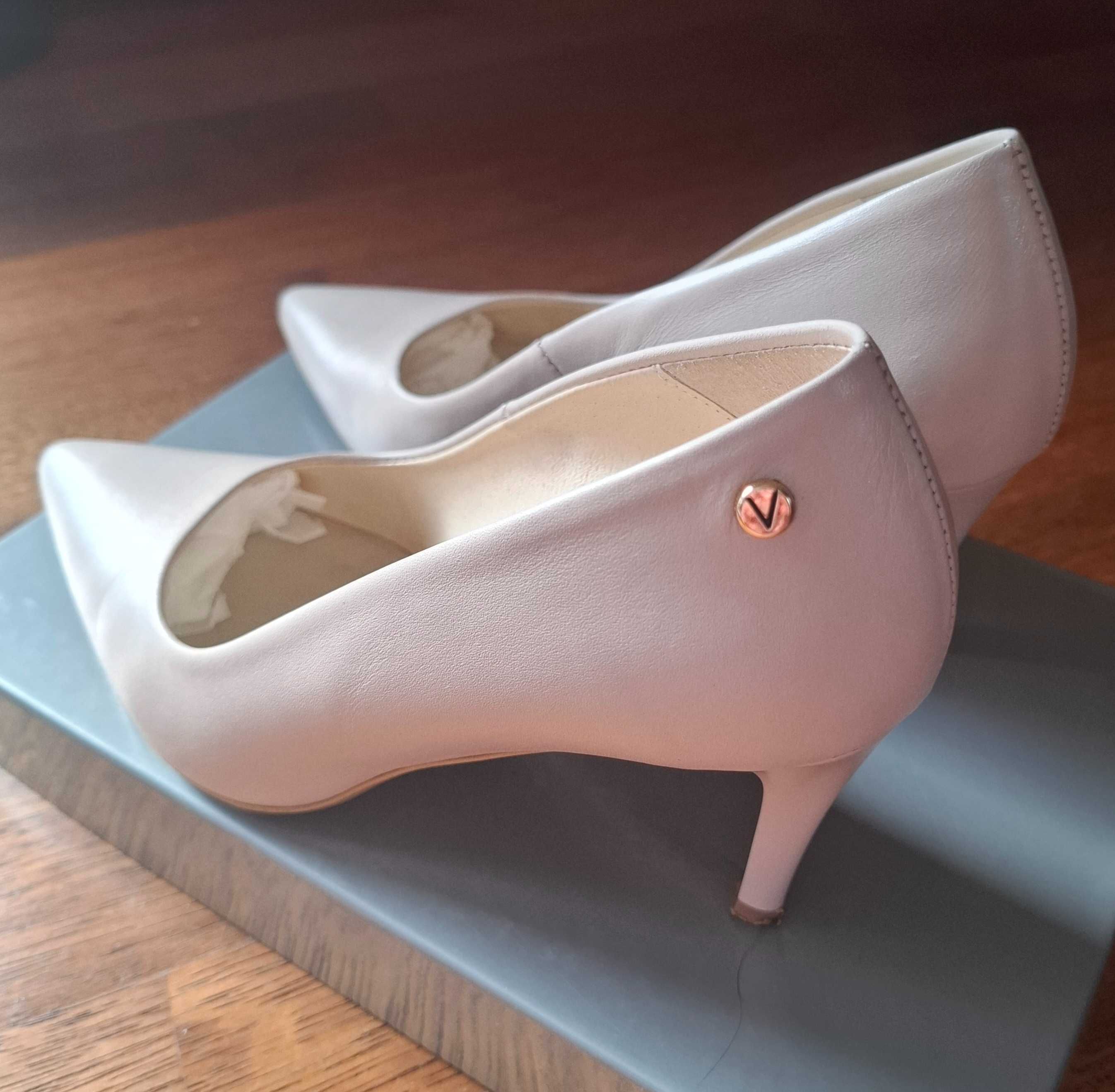 Buty wiosenne czółenka, szpilki Venezia, r. 36