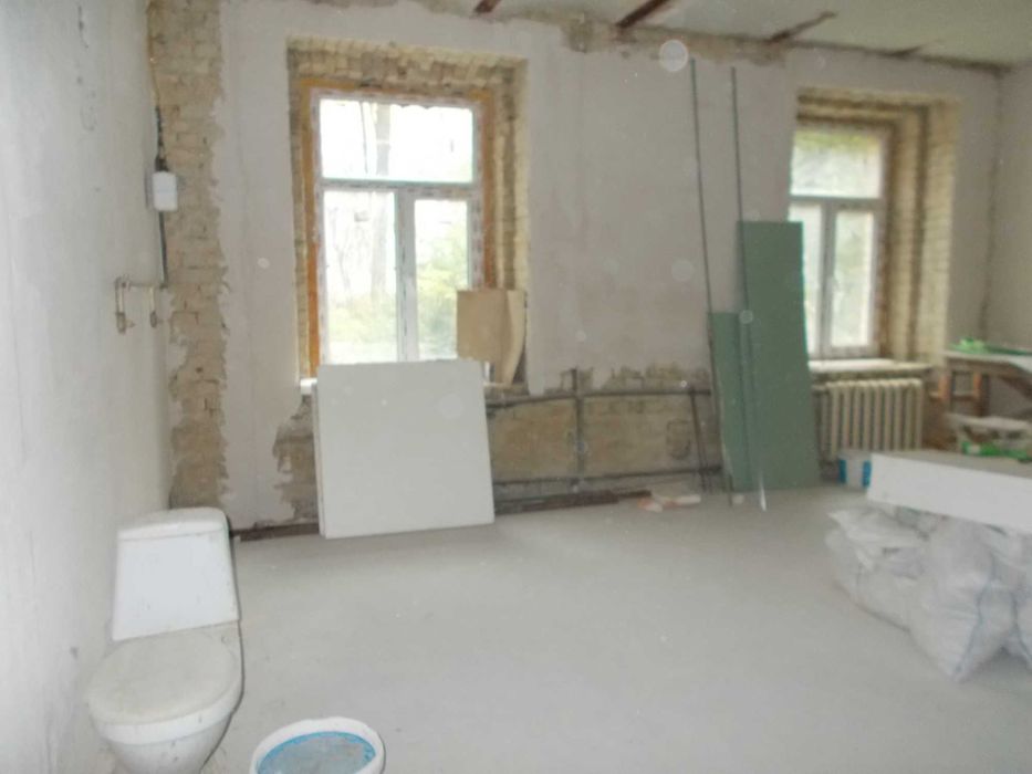 Продам 1-но кімн кв-ру 44\25\9 м2 пр-т Миру 157  м Чернігів