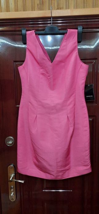 Piękna nowa różowa sukienka Reserved . 42
