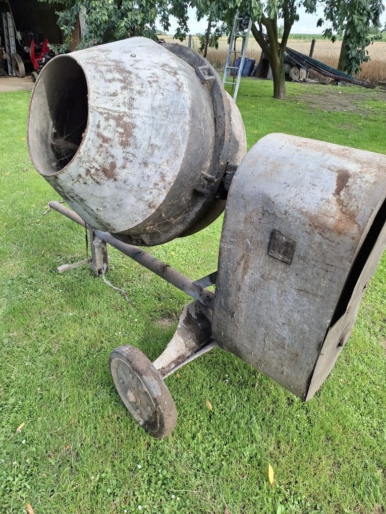 Sprzedam betoniarke 150L