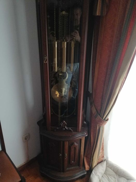 Relógio de sala antigo