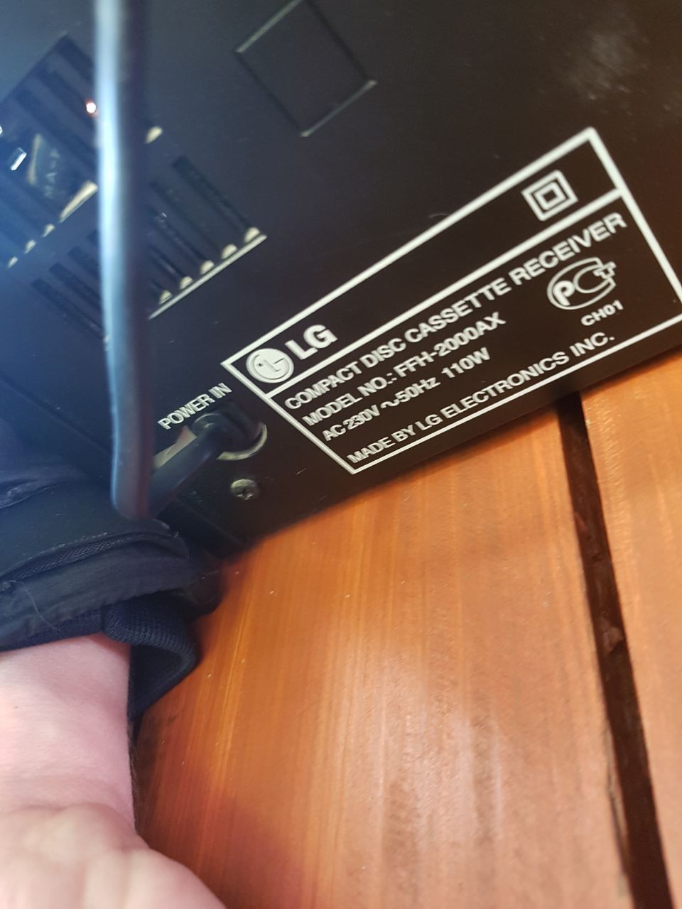 Продам музыкальный центр LG!