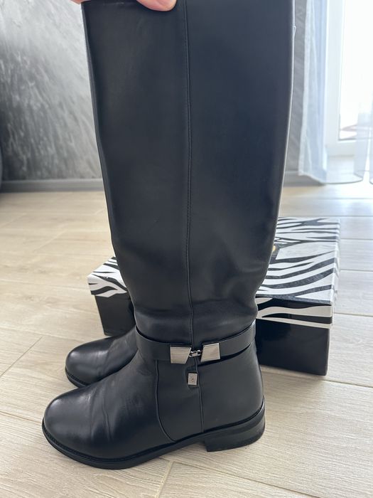 НОВІ зимові чоботи 37 розмір