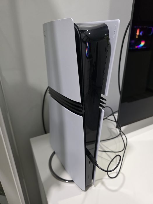 PS5 Pro igual a nova!