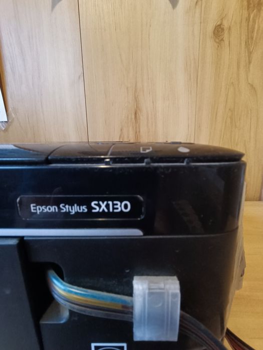 Продам кольоровий принтер-сканер Еpson SX130 разом з СБПФ.