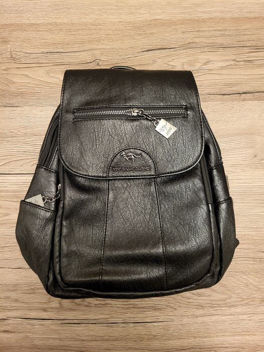 Plecak damski wielokomorowy