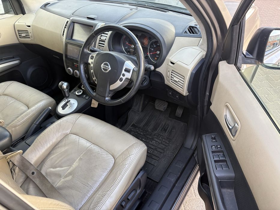 В Житомирі Nissan X Trail T31 2008 дизель автомат повний привід праве