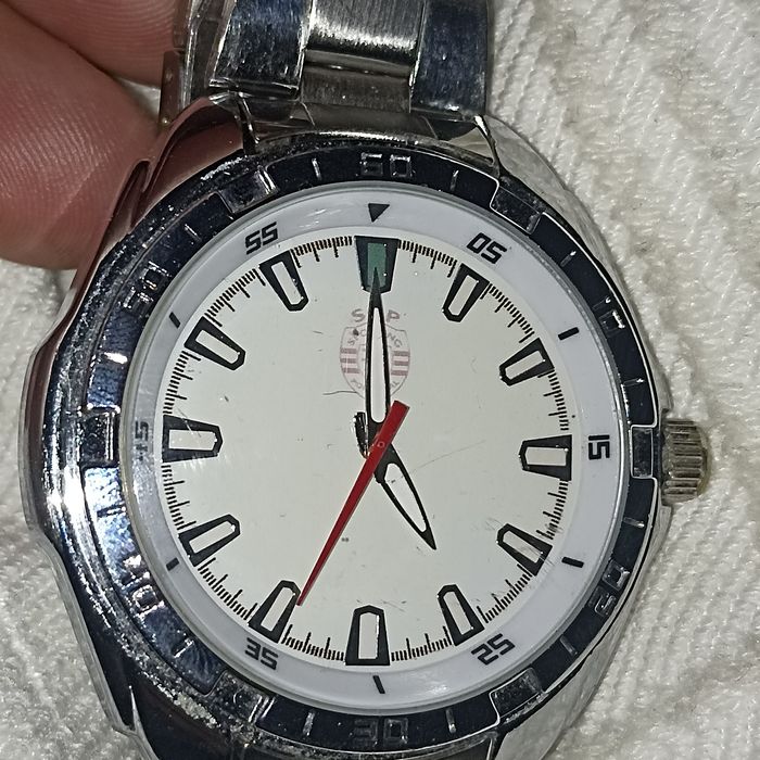 Relógio SCP a Pilhas oficial e a funcionar muito bem