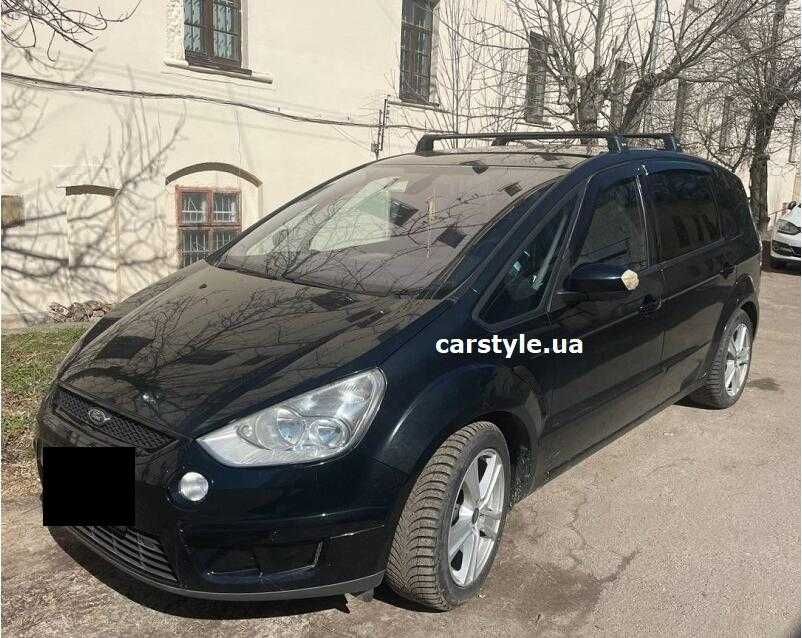 Багажник Turtle Турція в штатні місця на даху авто Air3 невиступаючий