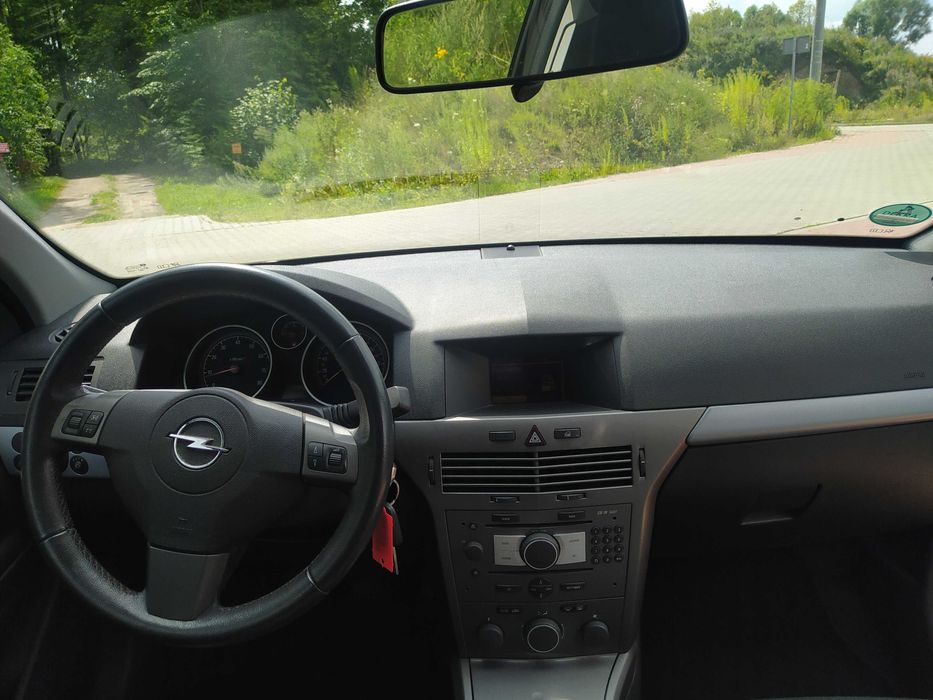 Opel ASTRA H 2006 rok niski przebieg import Niemcy Zarejestrowana w PL