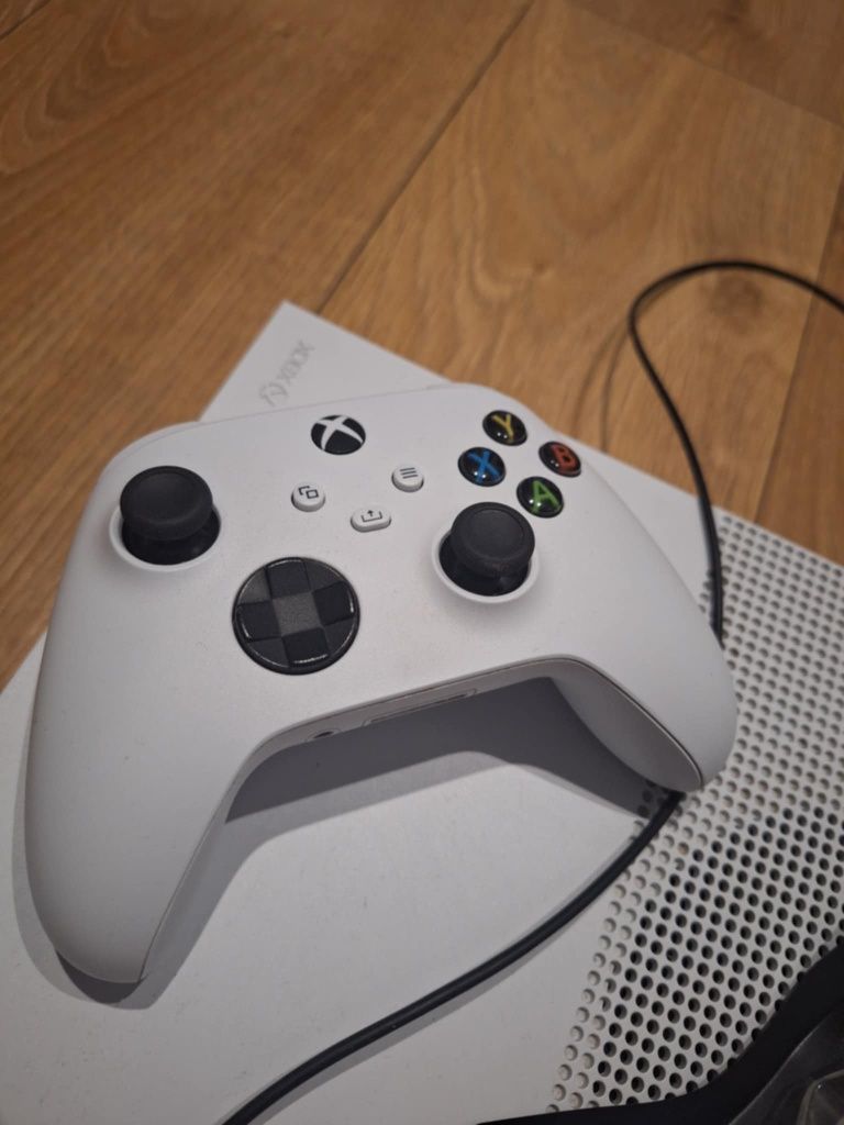 Sprzedam exbox one s