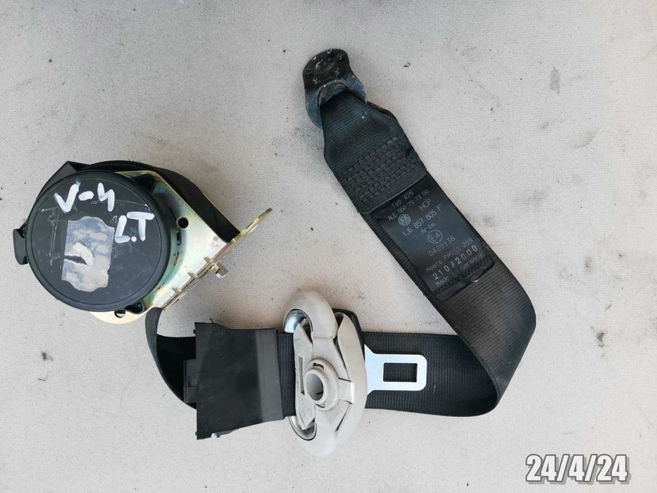 VW Golf 4 IV Pas bezpieczeństwa lewy tył 3D