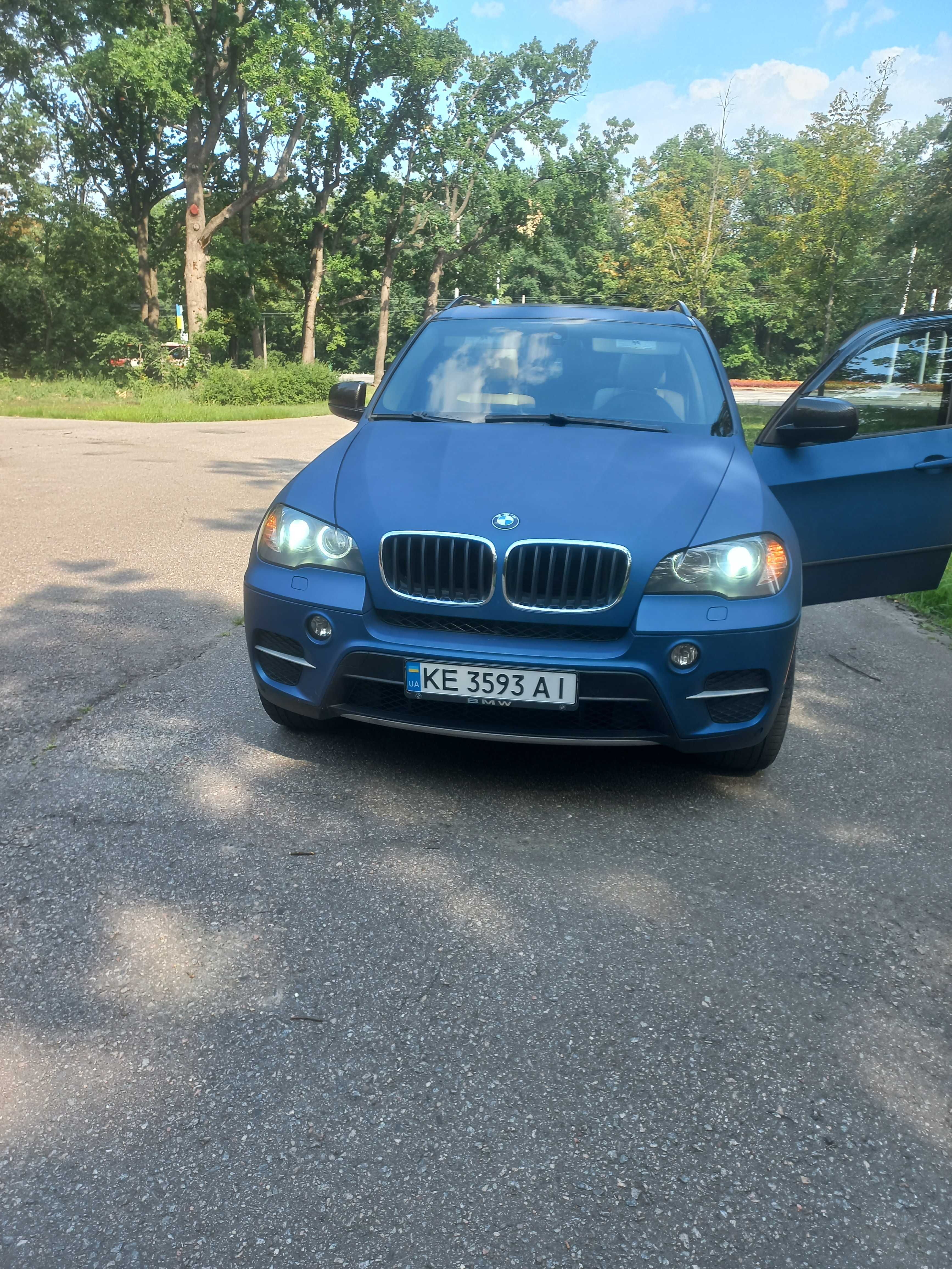 Авто BMW X5 E70 Америка