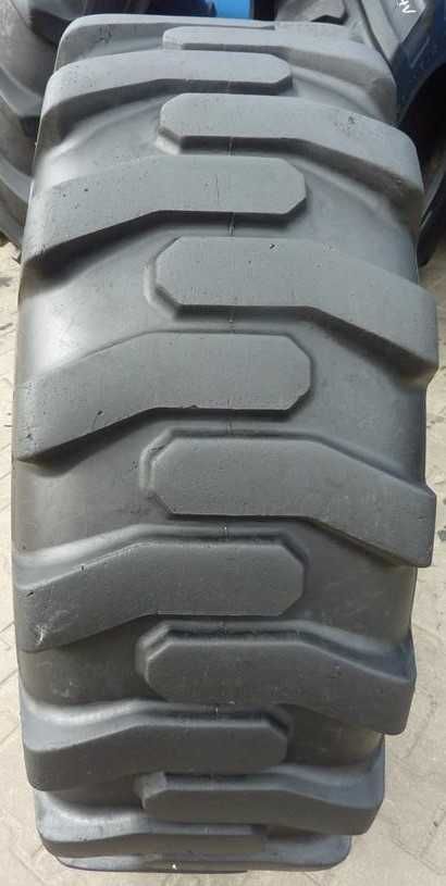 2xOpona używana przemysłowa 15.5-25 15.5R25 BKT 900zł(szt.) W3840