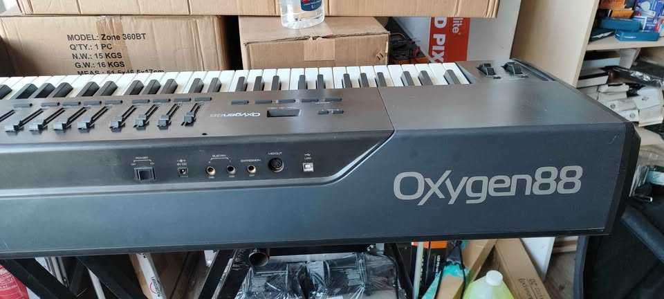 M-Audio Oxygen88 teclas hammer mechanics