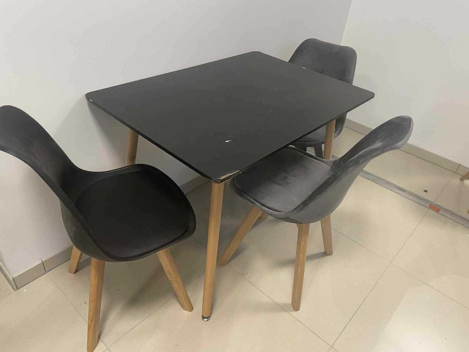 (42wn) Stół skandynawski + 3 krzesła, wyprzedaż 220 zł