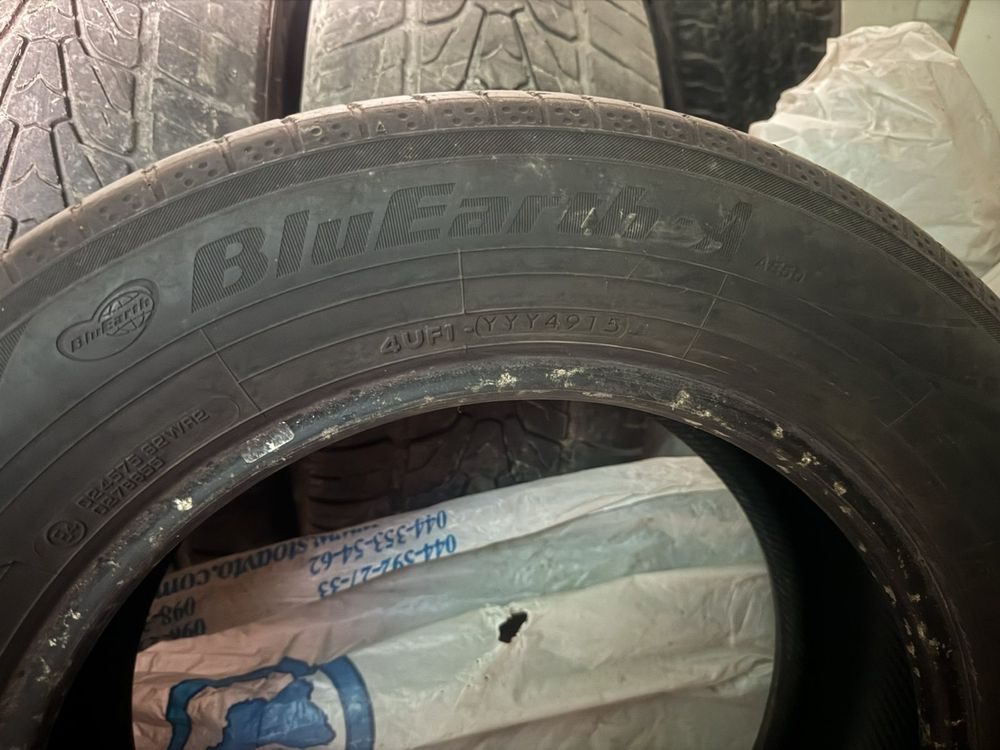 Продам резину Yokohama 215/60 R16